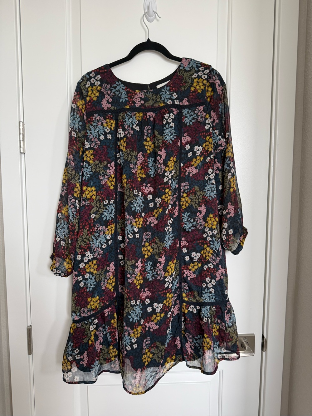 LOFT Wildflower Babydoll Chiffon Dress Black Floral Lace Trim Size Large